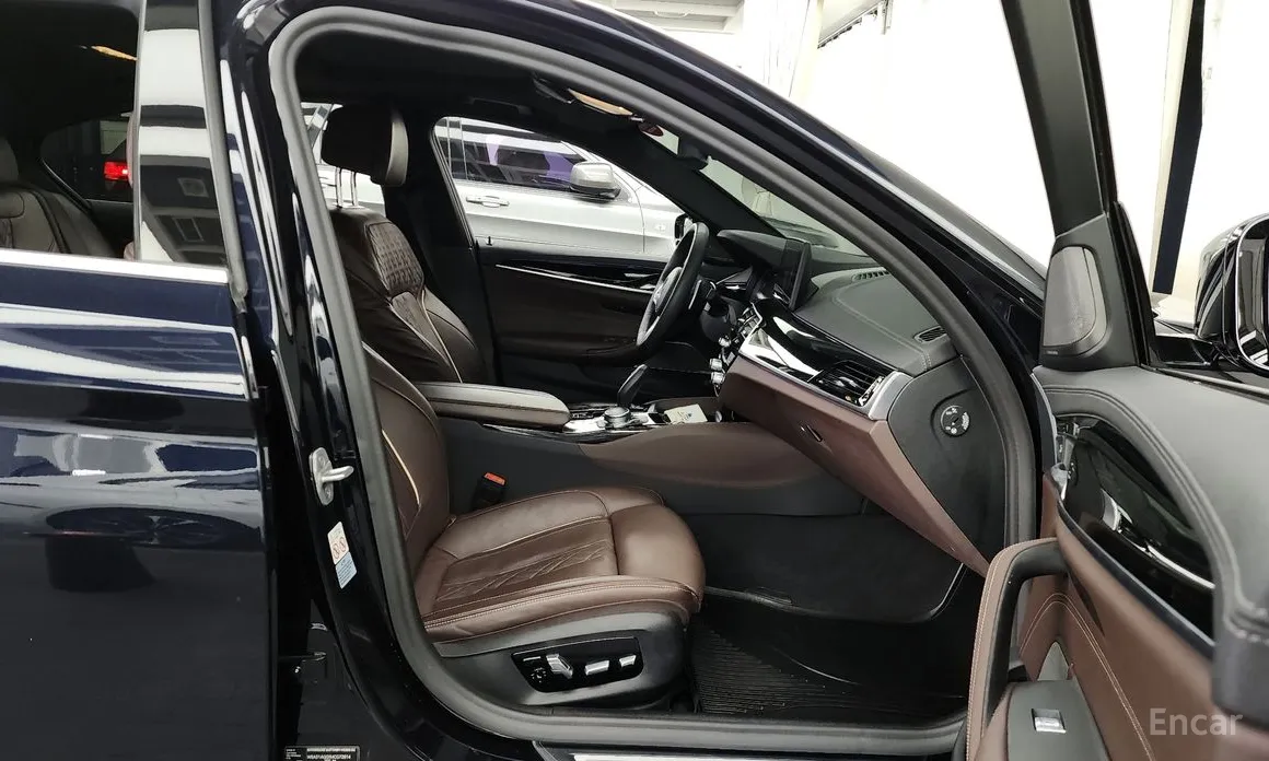 Фото 10 - BMW 5 Series