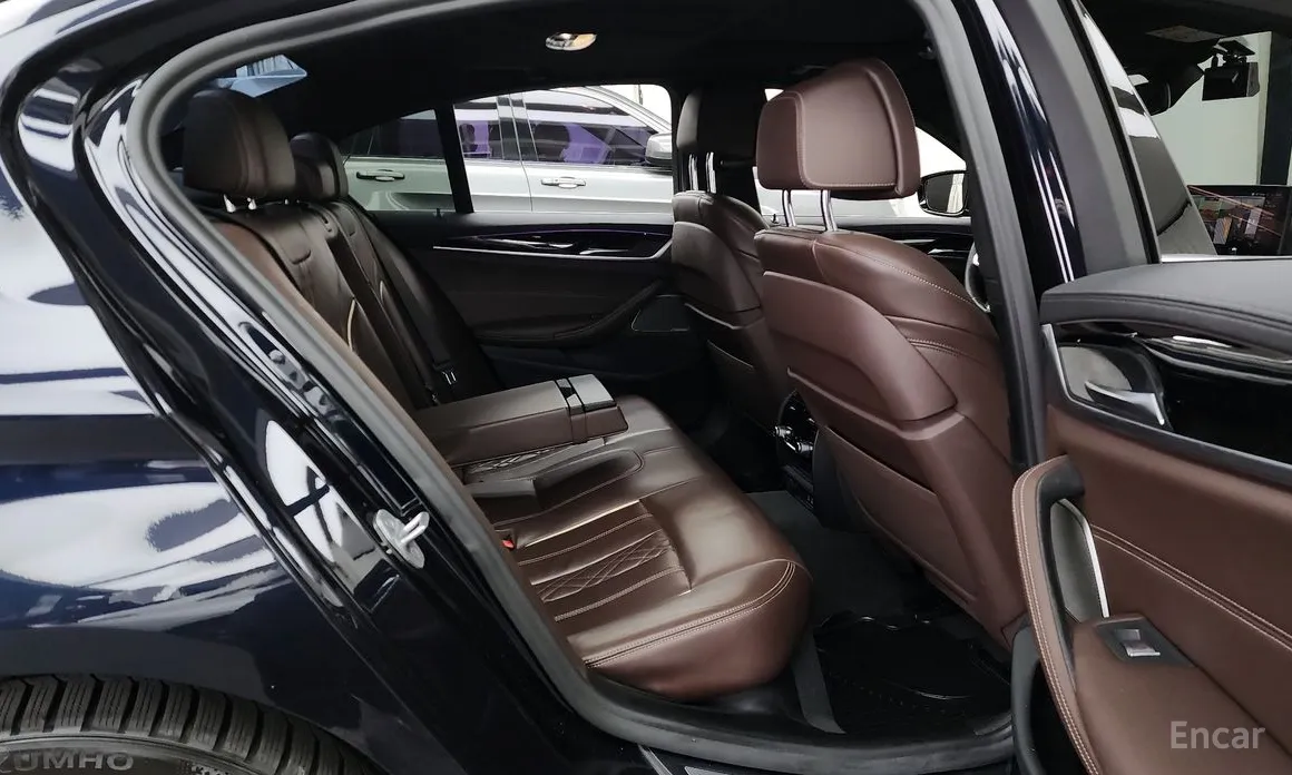 Фото 12 - BMW 5 Series