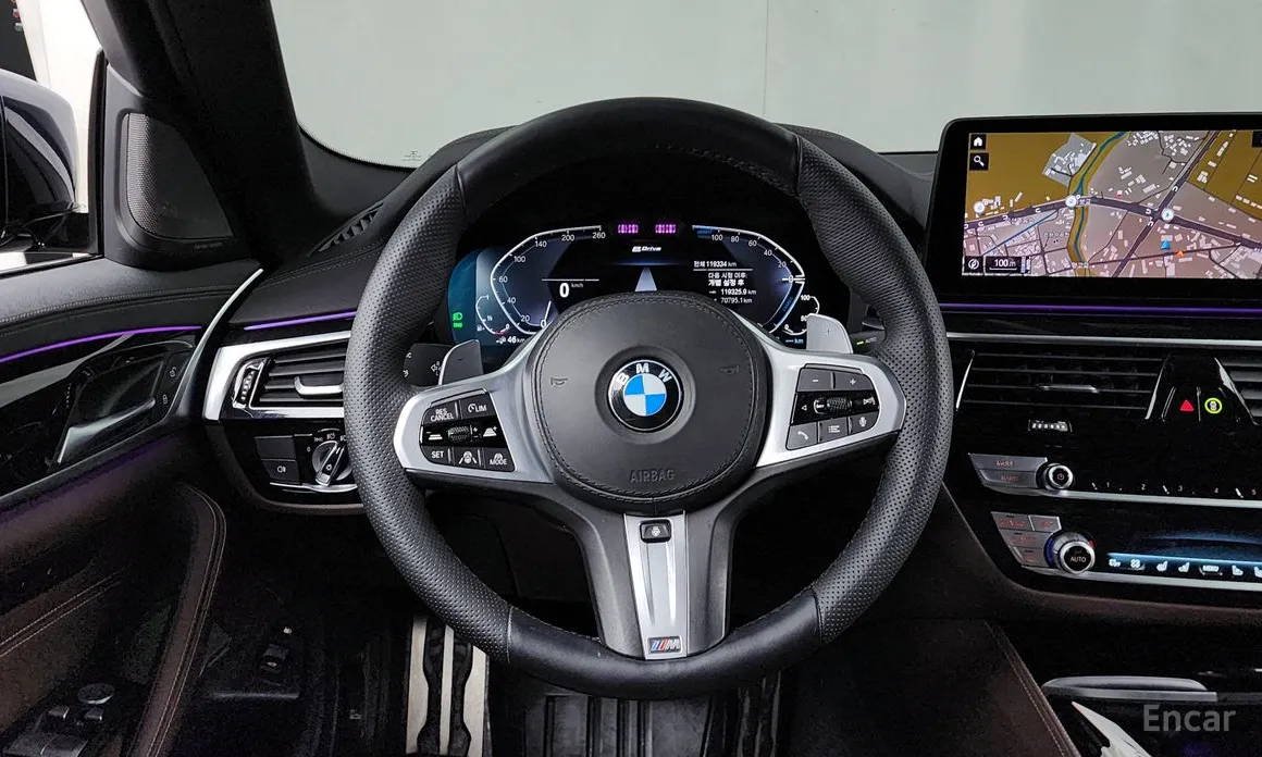 Фото 13 - BMW 5 Series