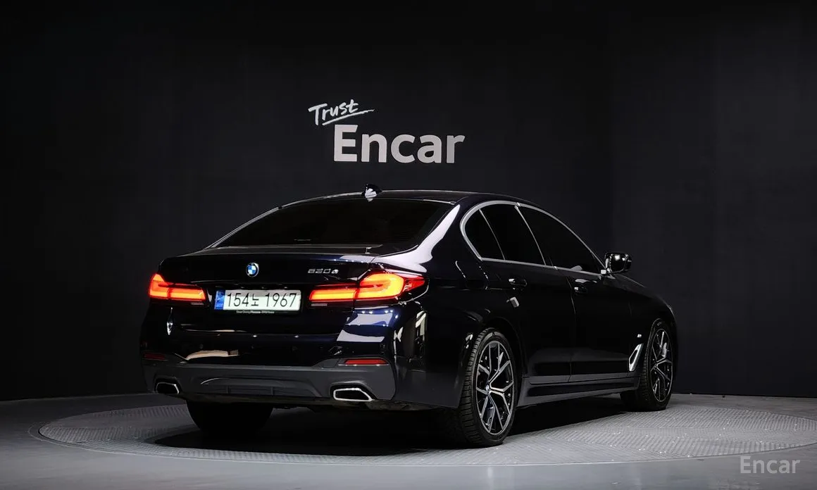 Фото 2 - BMW 5 Series