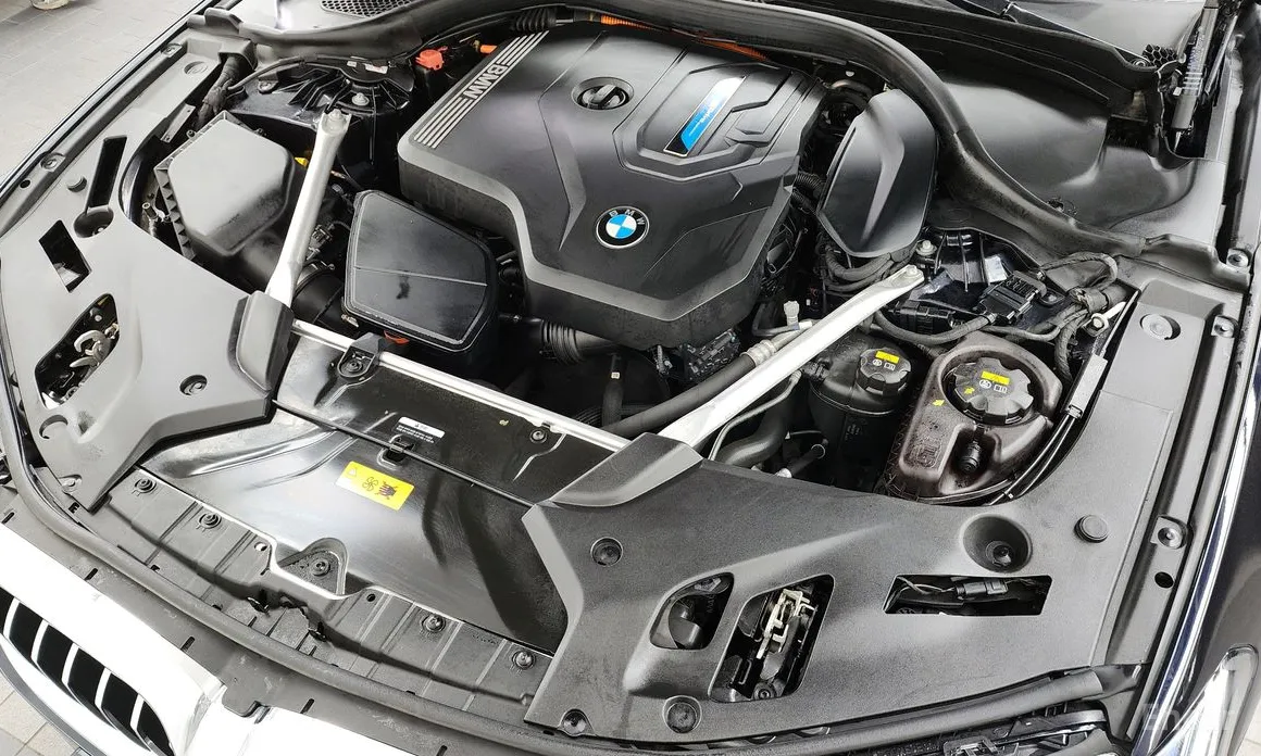 Фото 6 - BMW 5 Series