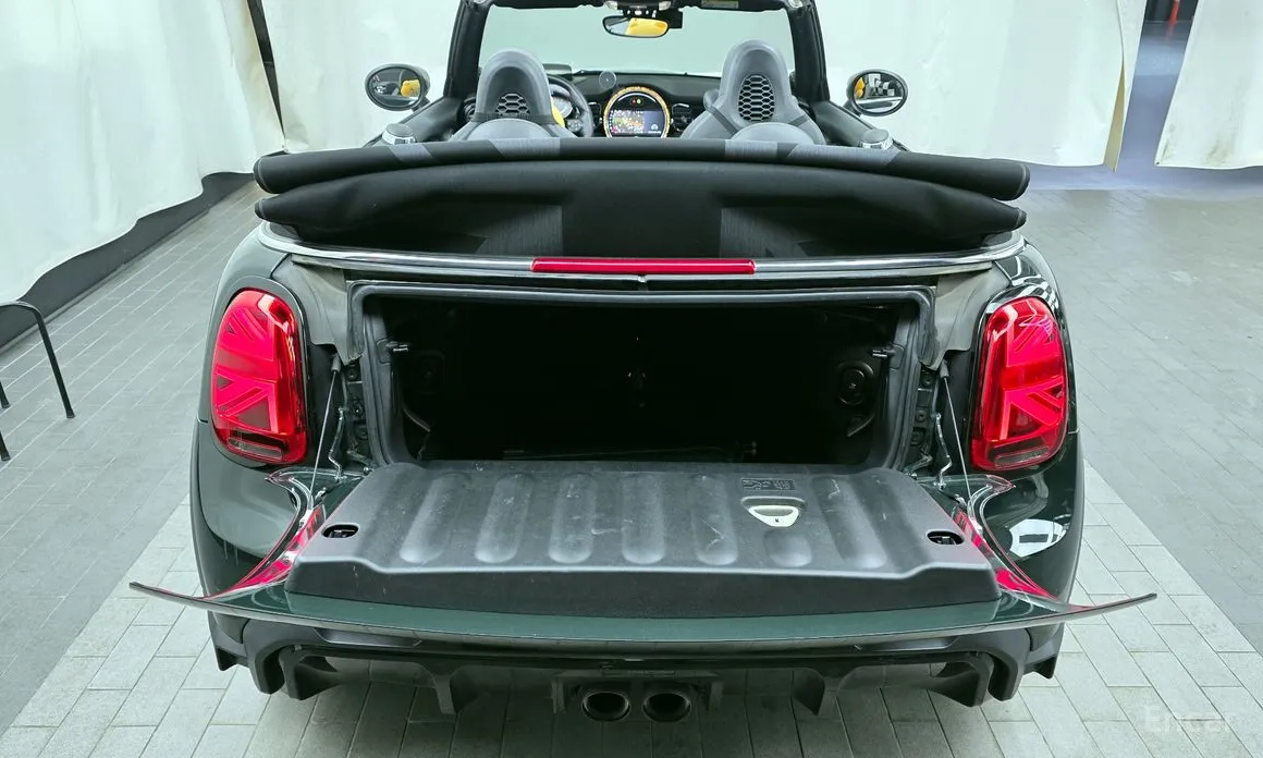 Фото 20 - Mini Cooper Convertible