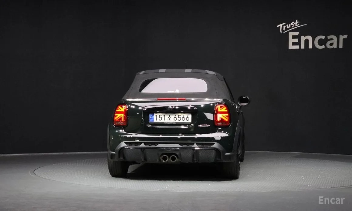 Фото 4 - Mini Cooper Convertible