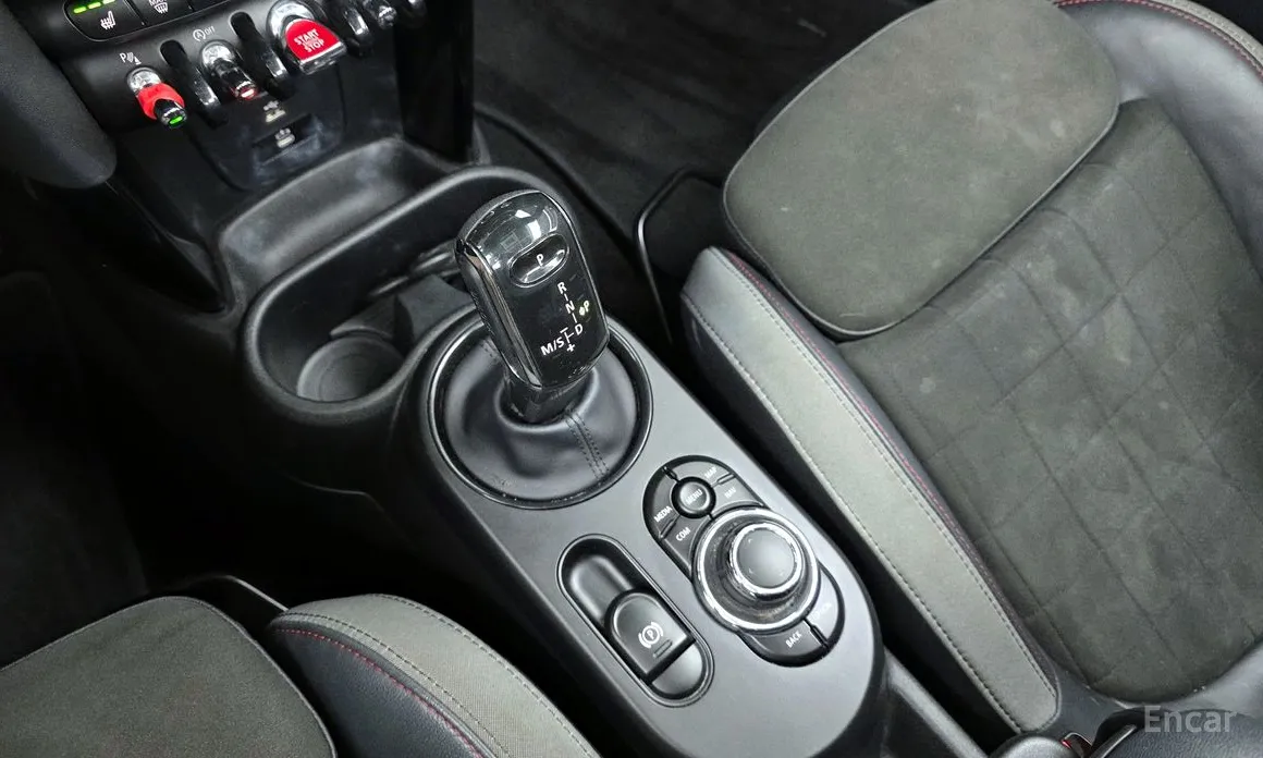 Фото 9 - Mini Cooper Convertible