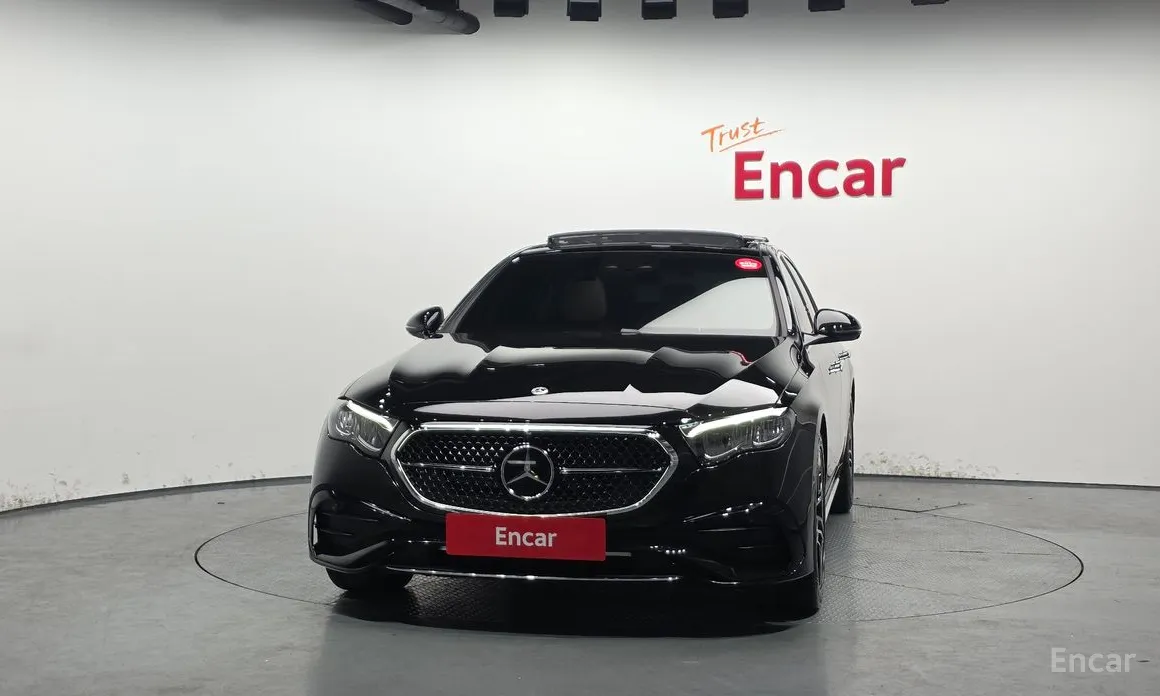 Фото 3 - Mercedes-Benz E-Class