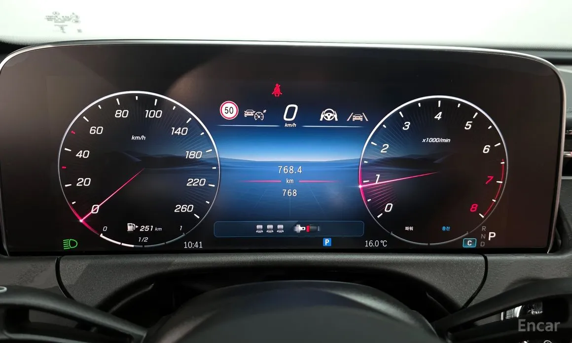 Фото 8 - Mercedes-Benz E-Class