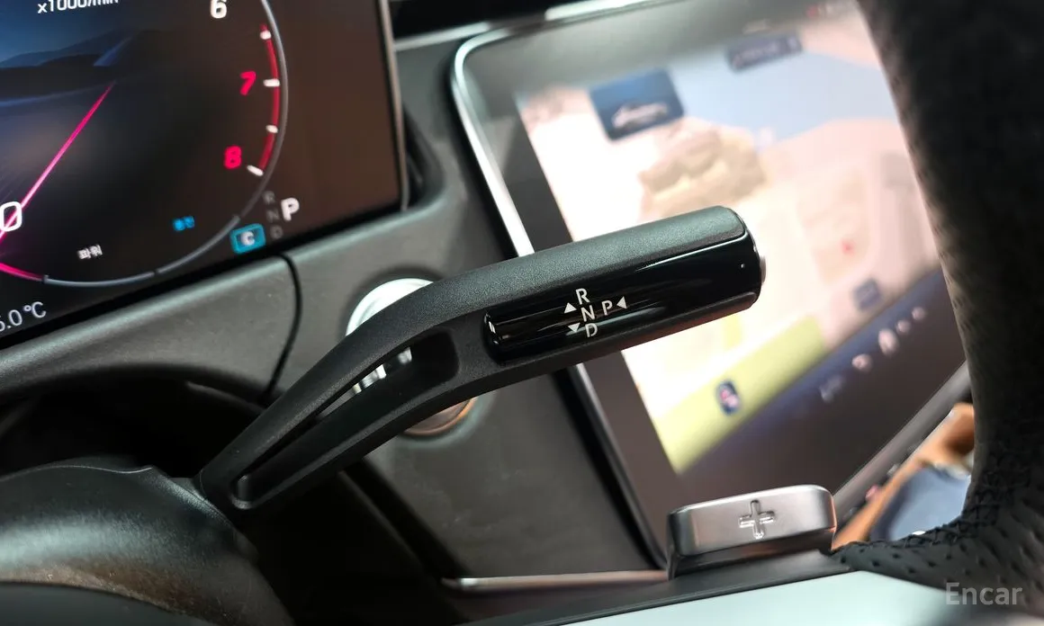 Фото 9 - Mercedes-Benz E-Class