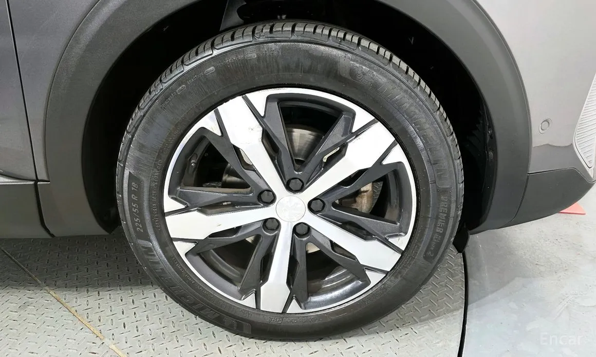 Фото 5 - Peugeot 5008