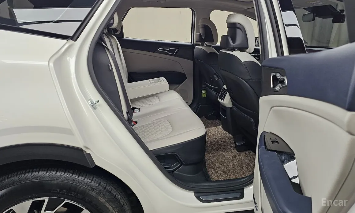 Фото 12 - Kia Sportage