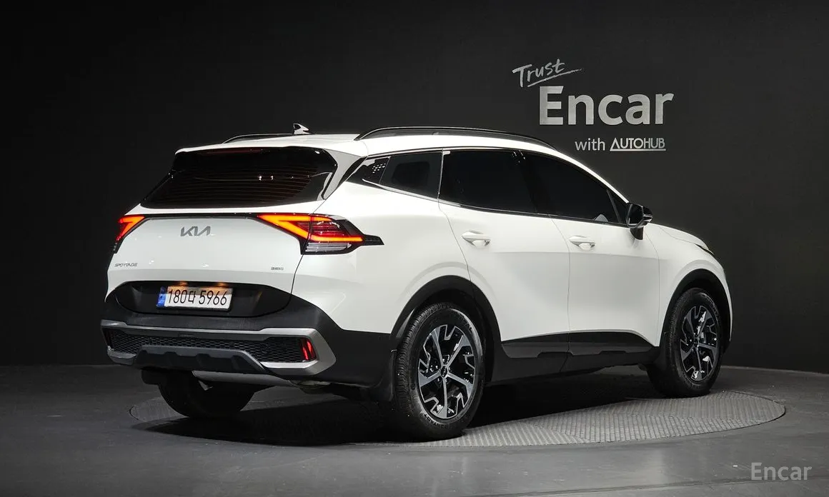 Фото 2 - Kia Sportage