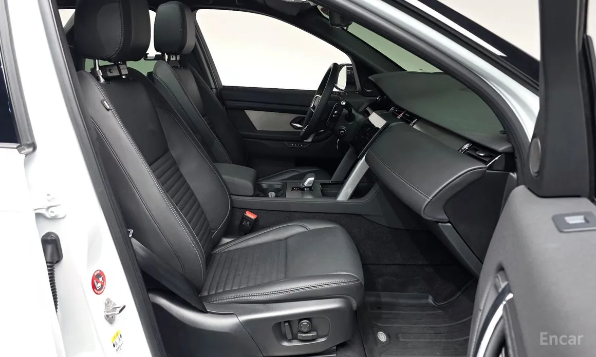 Фото 10 - Land Rover Discovery Sport