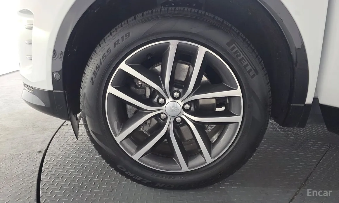 Фото 5 - Land Rover Discovery Sport
