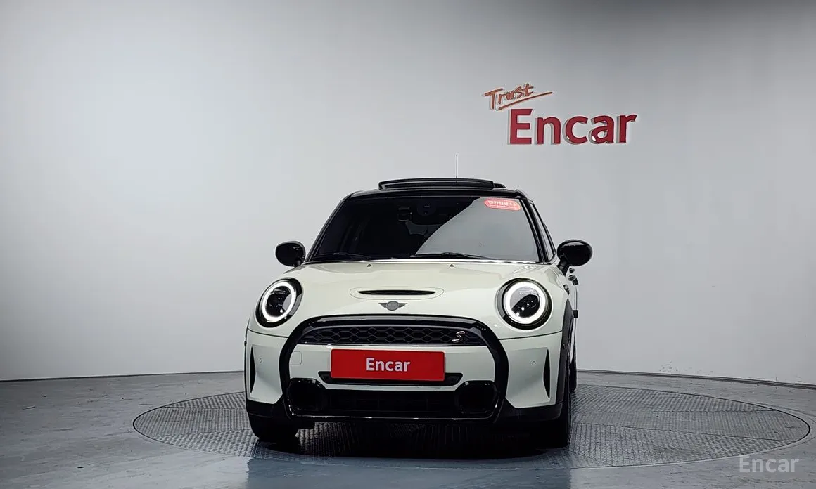 Фото 3 - Mini Cooper