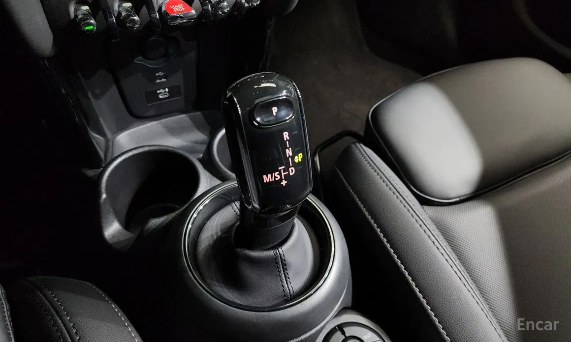 Фото 9 - Mini Cooper