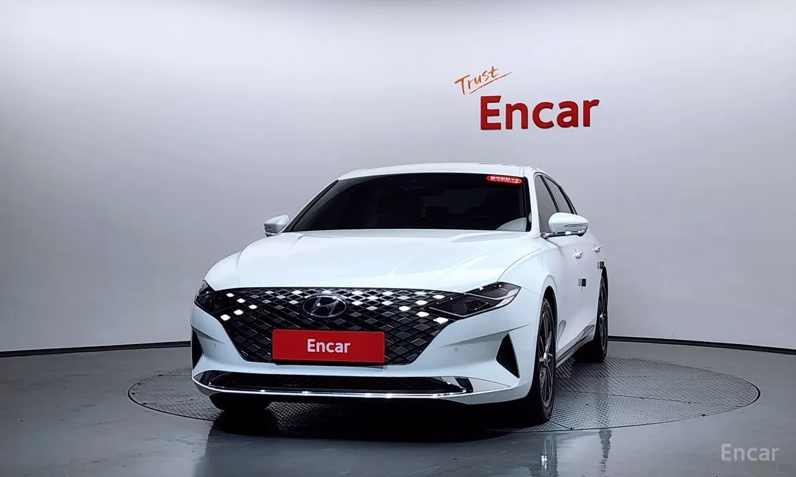 Фото 3 - Hyundai Grandeur