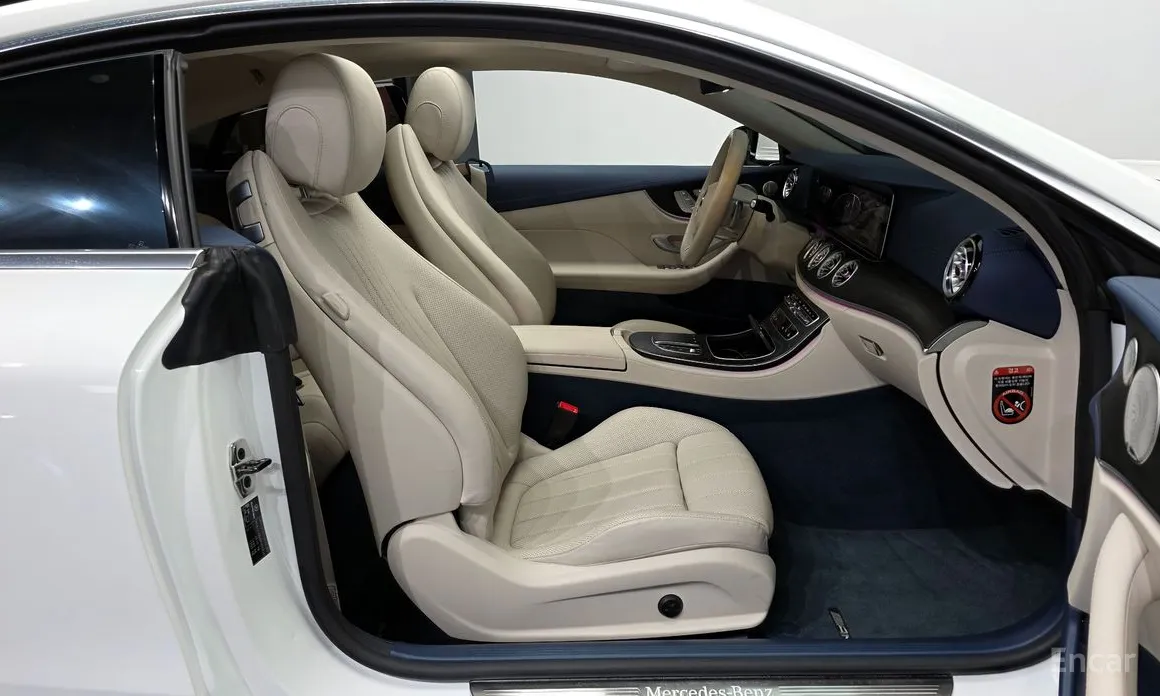 Фото 11 - Mercedes-Benz E-Class