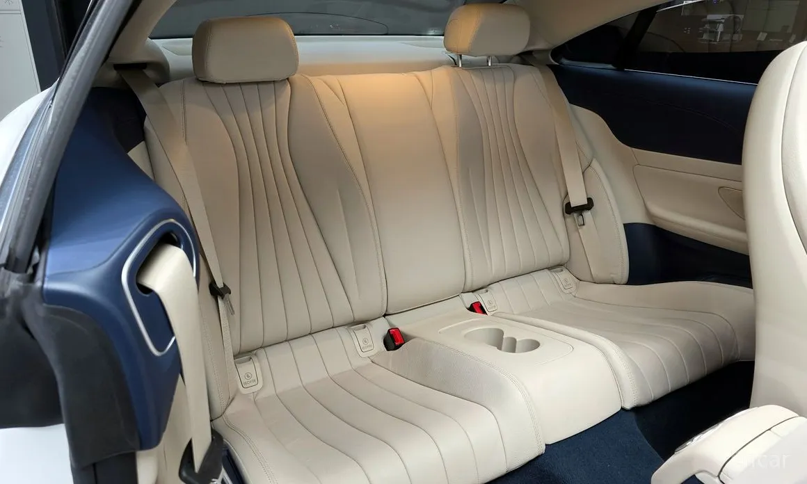 Фото 12 - Mercedes-Benz E-Class