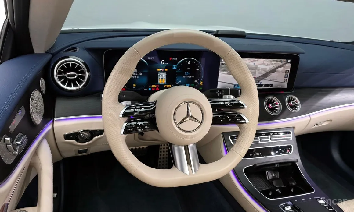 Фото 13 - Mercedes-Benz E-Class