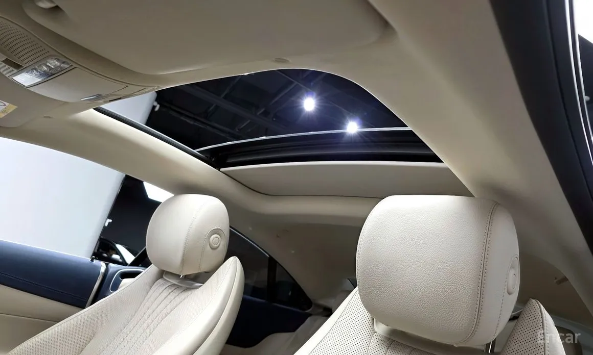 Фото 19 - Mercedes-Benz E-Class