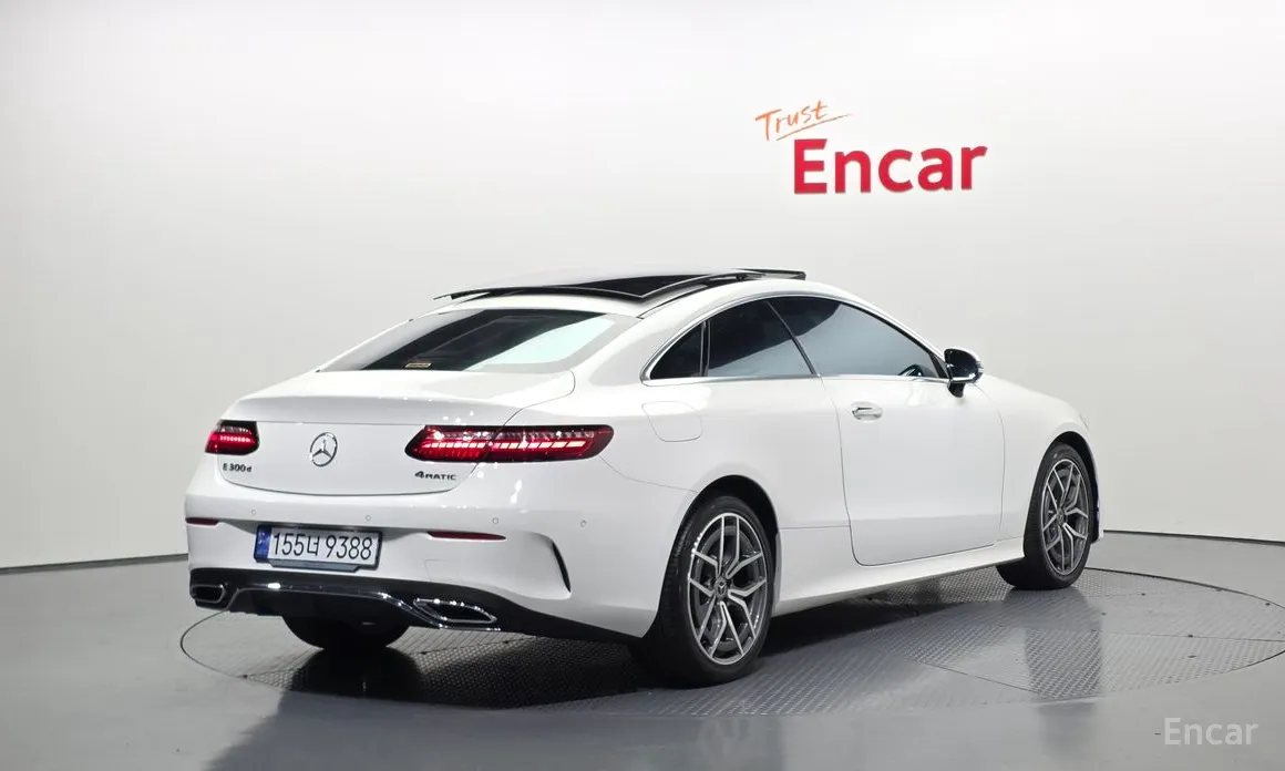 Фото 2 - Mercedes-Benz E-Class