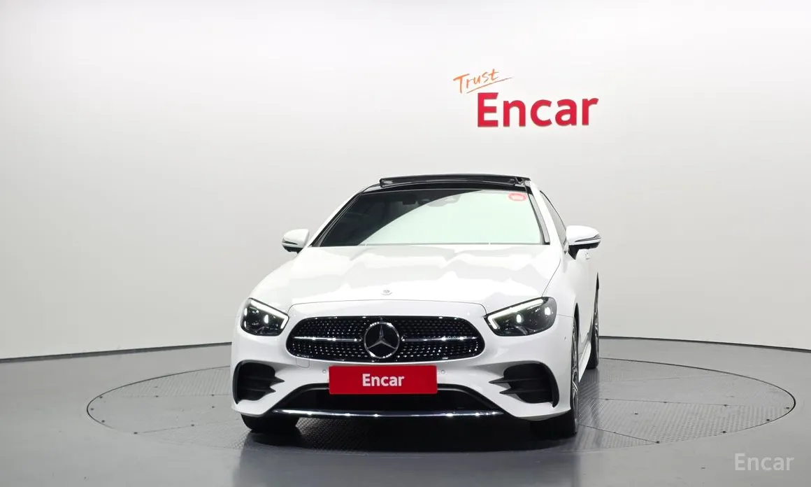 Фото 3 - Mercedes-Benz E-Class