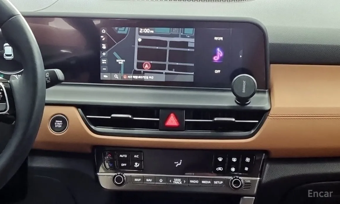 Фото 10 - Kia Seltos