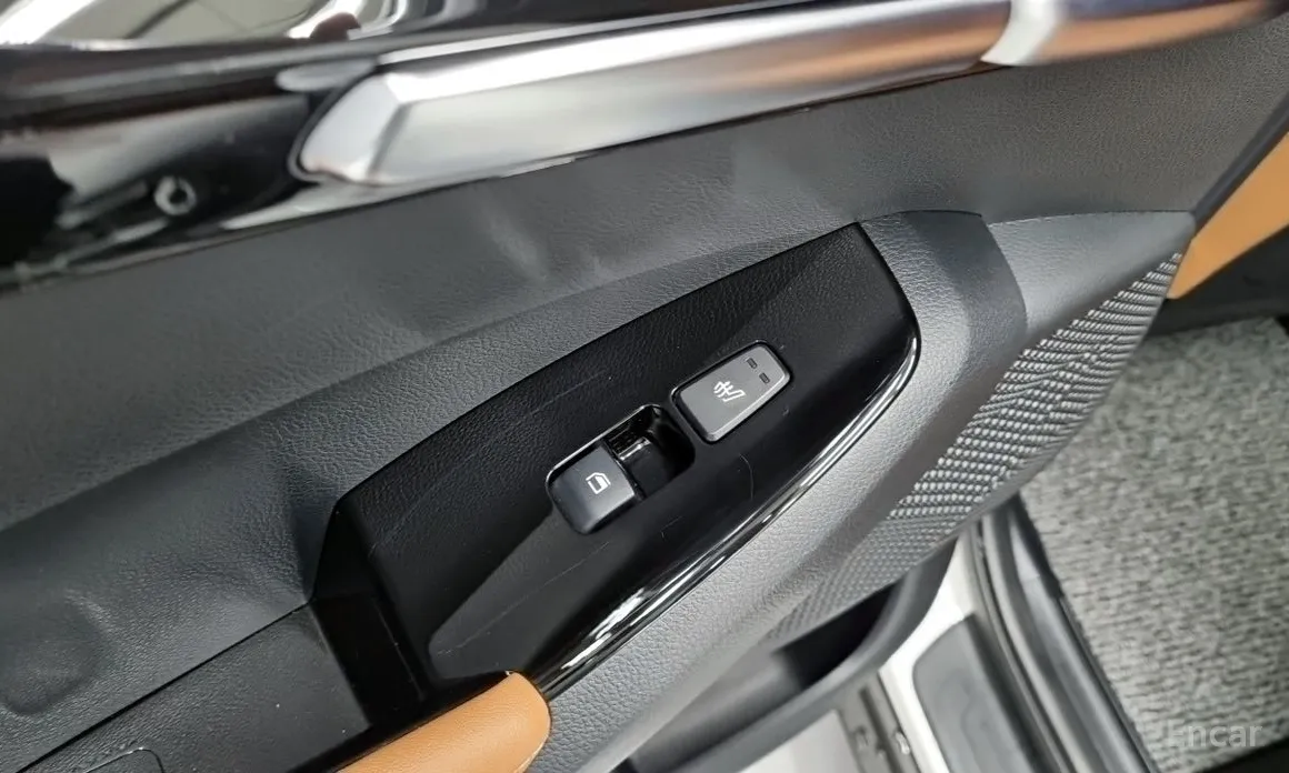 Фото 14 - Kia Seltos