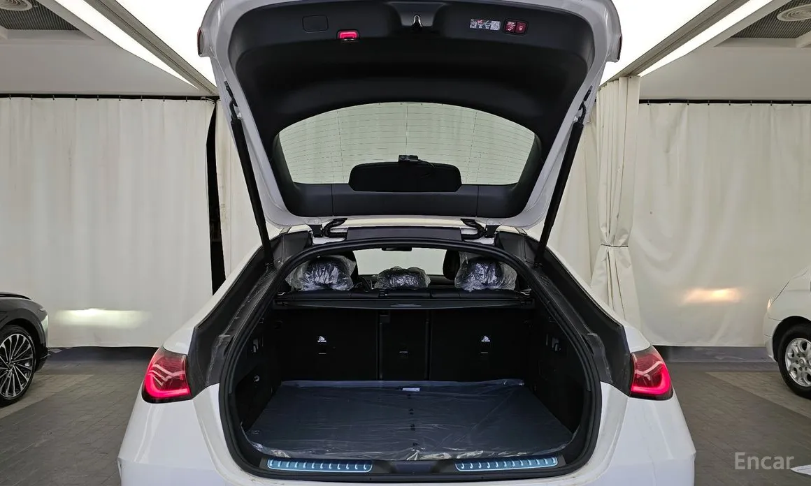 Фото 20 - Mercedes-Benz GLC-Class