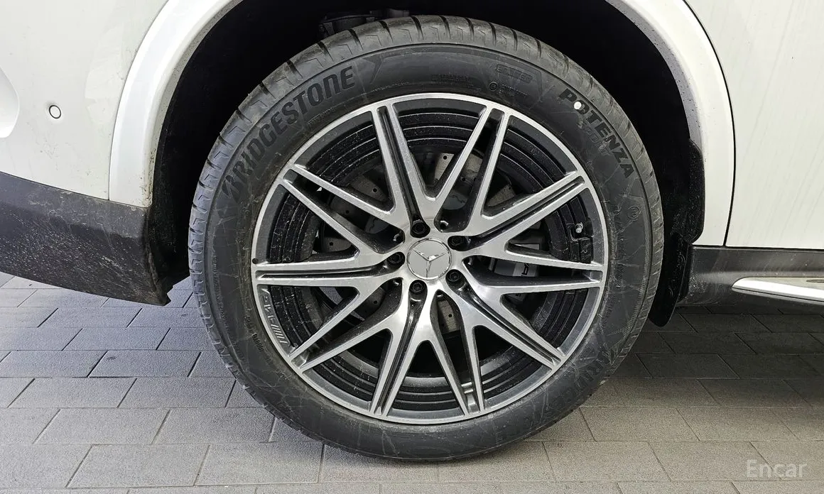 Фото 5 - Mercedes-Benz GLC-Class