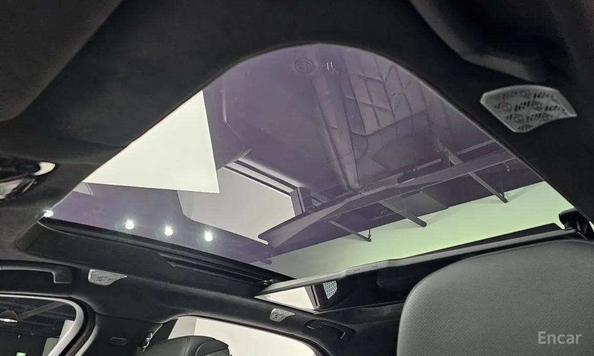 Фото 16 - BMW 7 Series