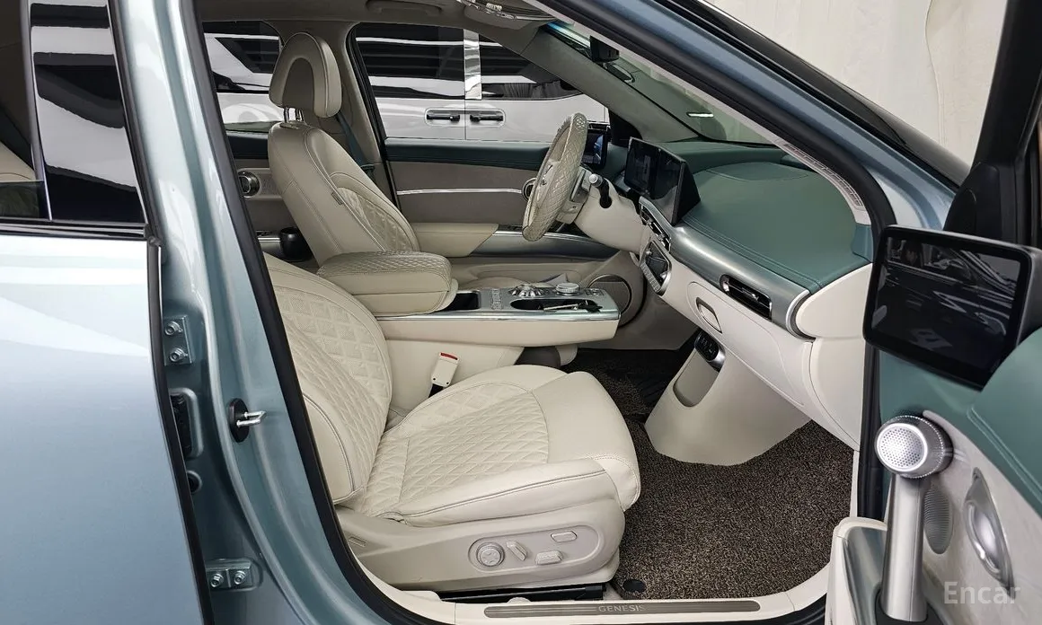 Фото 11 - Genesis GV60