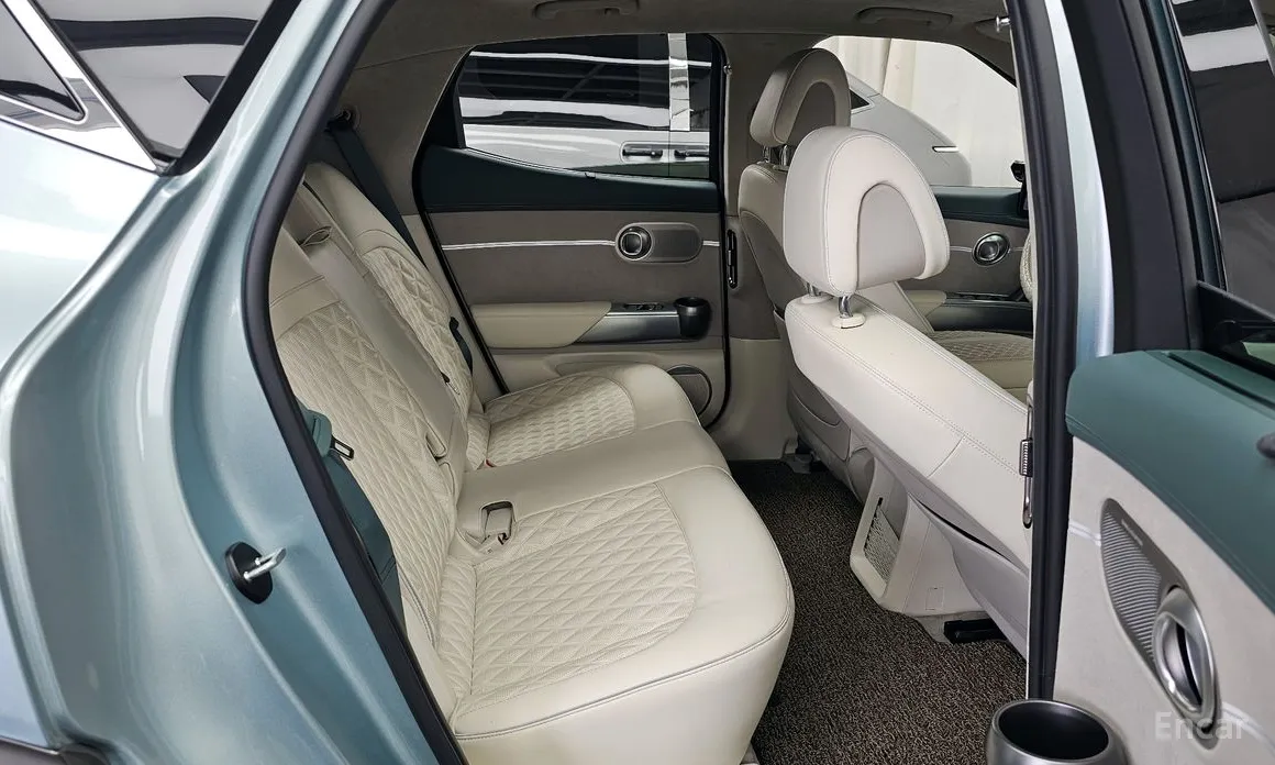 Фото 12 - Genesis GV60