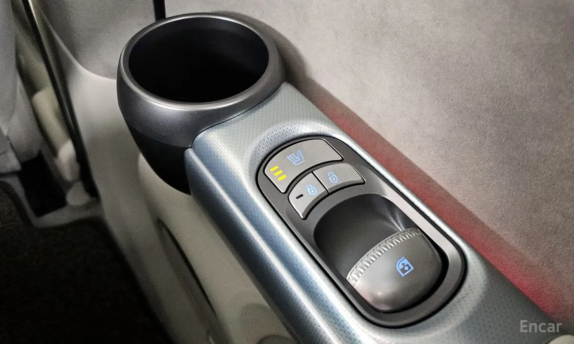 Фото 18 - Genesis GV60