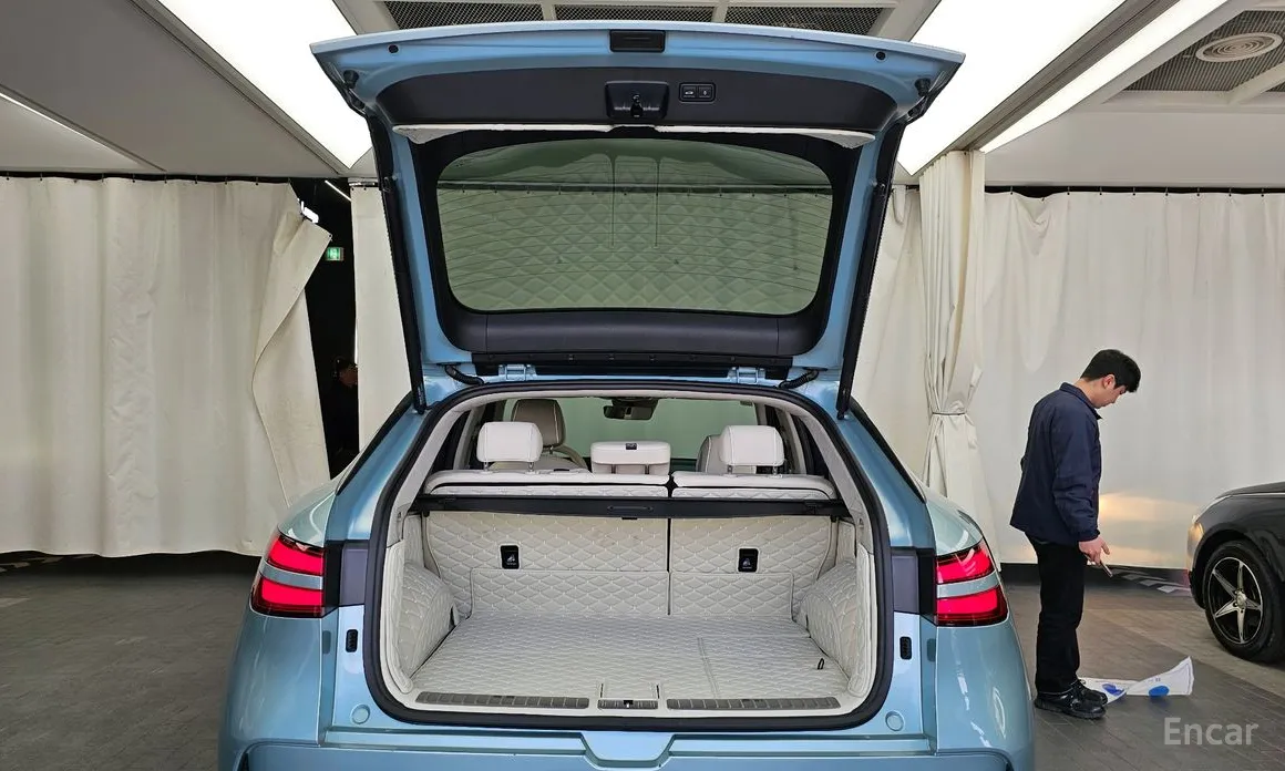 Фото 20 - Genesis GV60