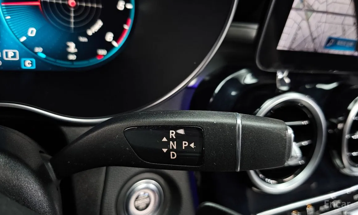 Фото 9 - Mercedes-Benz GLC-Class