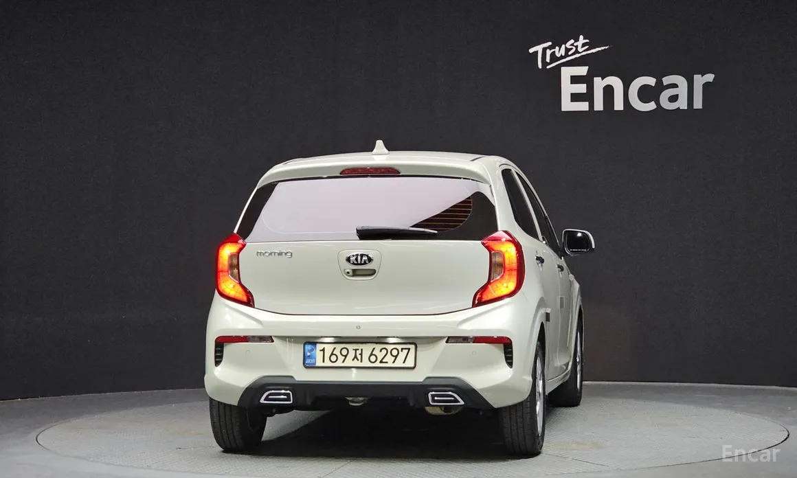 Фото 4 - Kia Morning