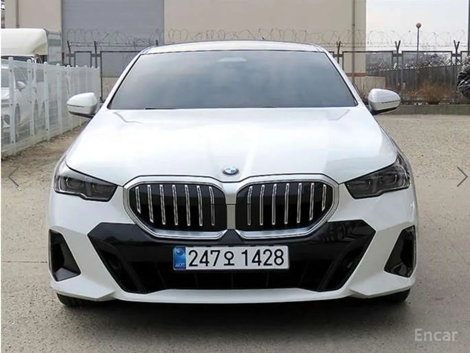 Фото 1 - BMW 5 Series