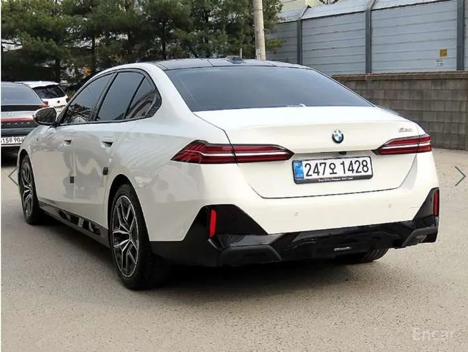 Фото 3 - BMW 5 Series