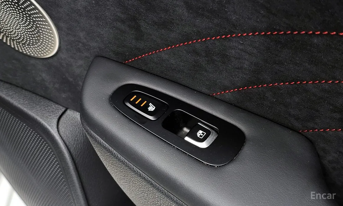 Фото 17 - Kia Stinger