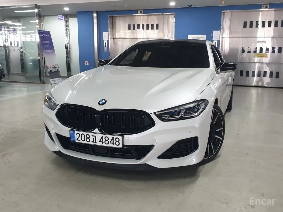 Фото 1 - BMW 8 Series