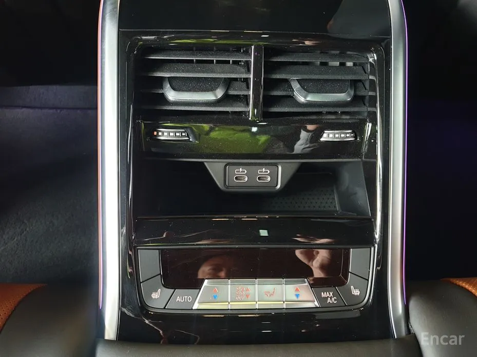 Фото 15 - BMW 8 Series