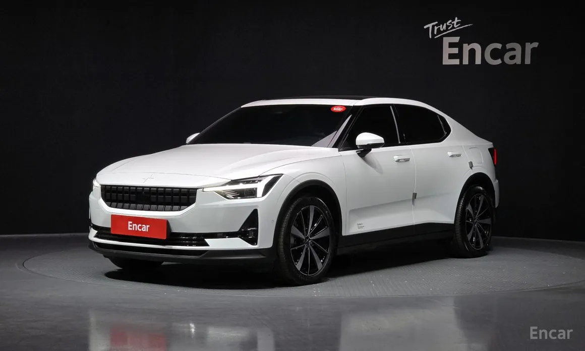 Фото 1 - Polestar 2
