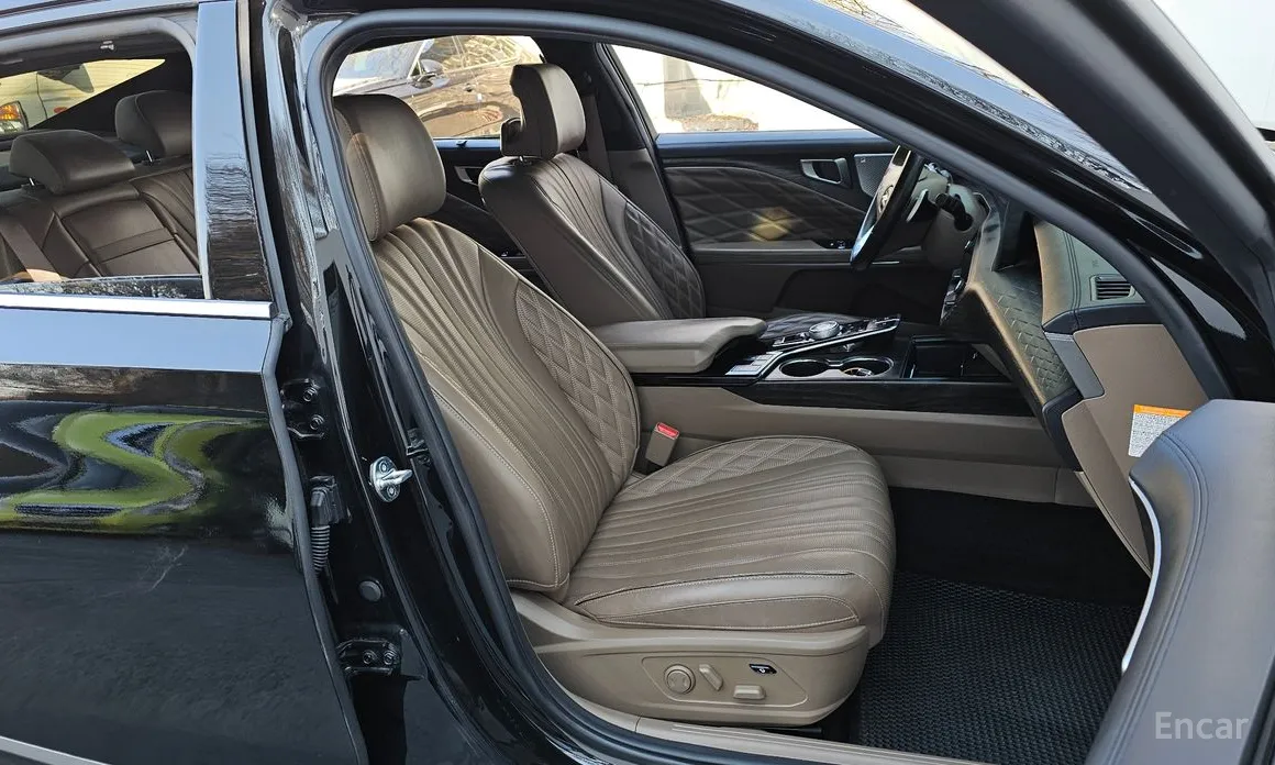 Фото 10 - Kia K8