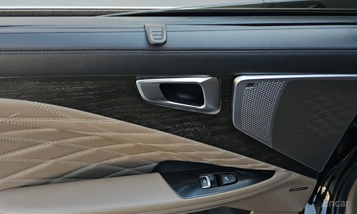 Фото 19 - Kia K8