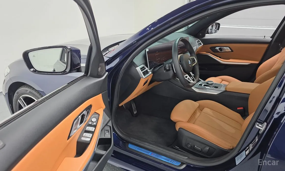 Photo 11 - BMW 3 Series