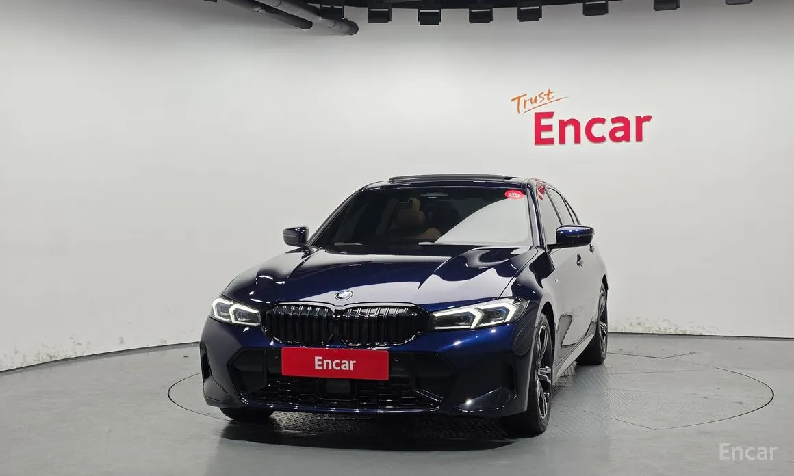 Photo 3 - BMW 3 Series