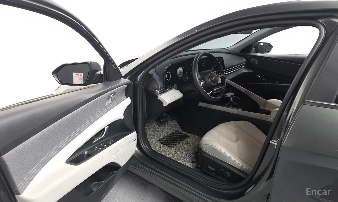 Фото 10 - Hyundai Avante