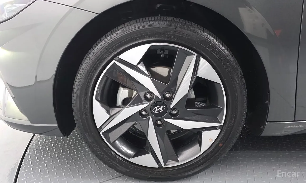 Фото 5 - Hyundai Avante