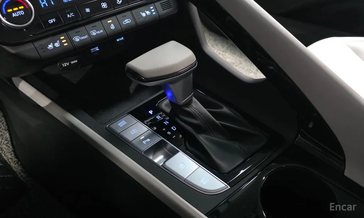 Фото 9 - Hyundai Avante