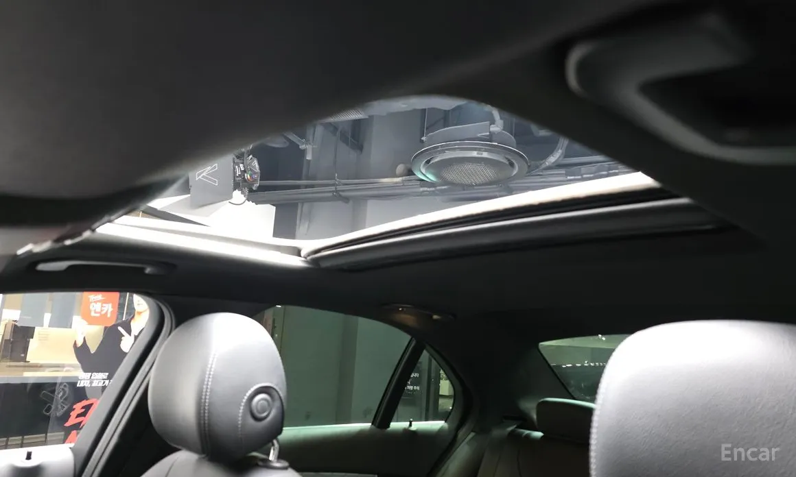 Фото 19 - Mercedes-Benz C-Class